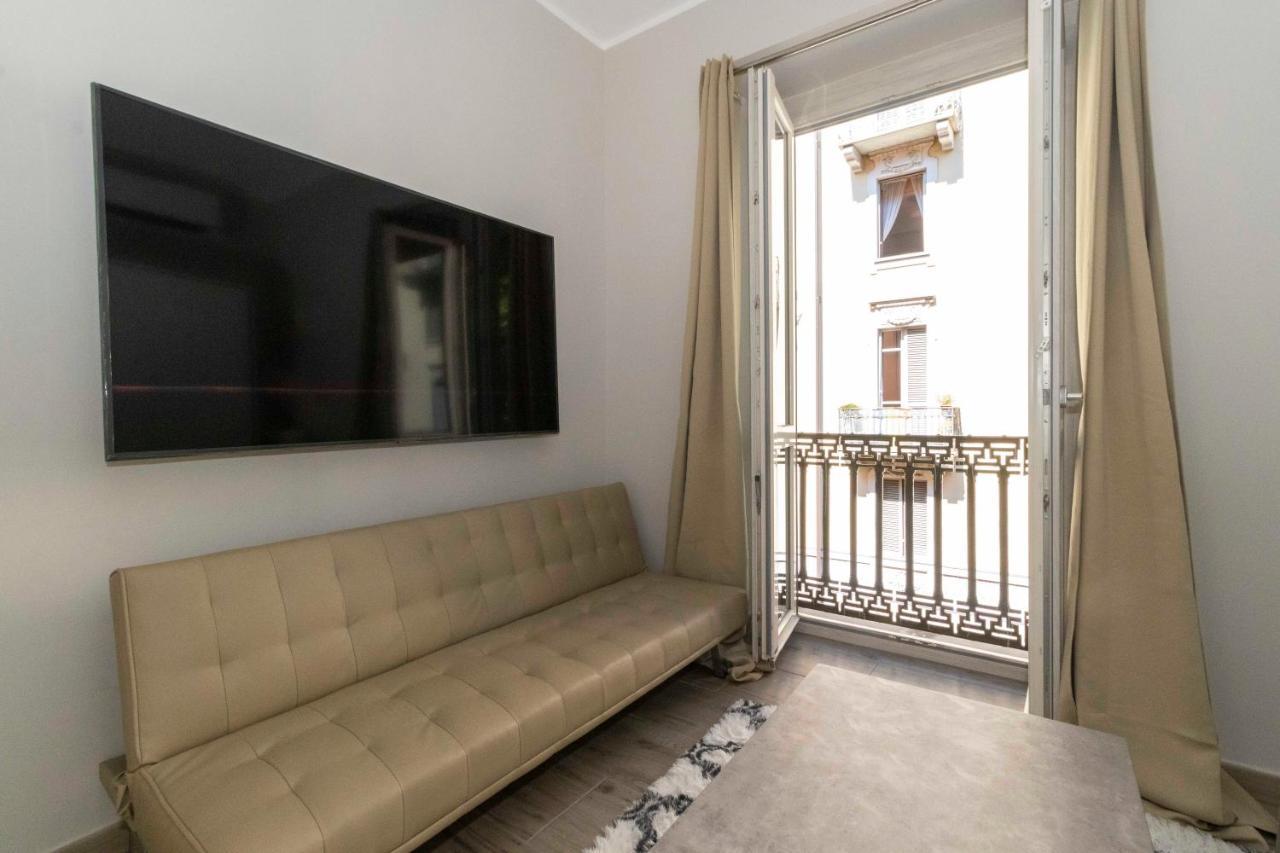 New Bright Studio Near Piazza San Carlo! Appartamento *