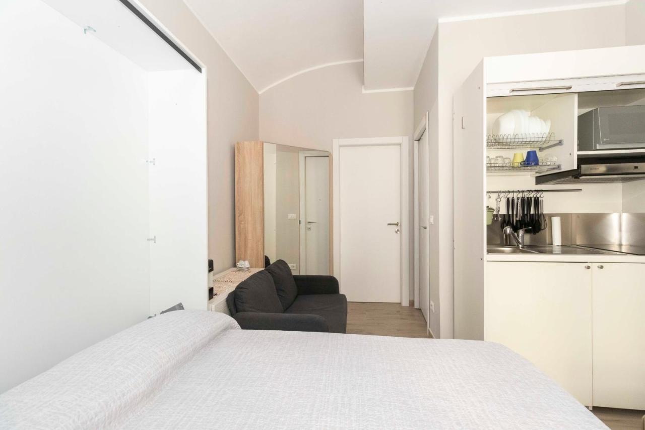 New Bright Studio Near Piazza San Carlo!